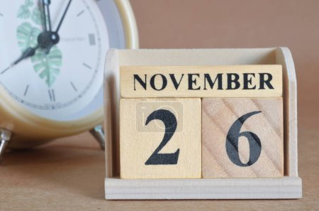Foto de Calendario de madera con mes de noviembre, concepto de planificación - Imagen libre de derechos