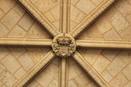 Téléchargez les photos : Vieux détail de façade en marbre - en image libre de droit