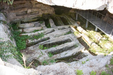 Téléchargez les photos : Fouilles archéologiques, catacombes et grottes - en image libre de droit