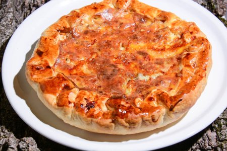 Foto de Close-up shot of delicious italian pizza - Imagen libre de derechos