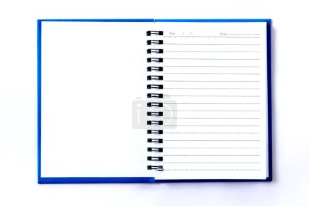 Foto de Cuaderno abierto aislado sobre fondo blanco - Imagen libre de derechos