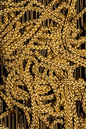 Téléchargez les photos : Vue rapprochée de la corde d'or - en image libre de droit