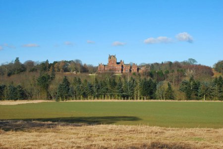 Téléchargez les photos : Belle vue sur le château d'Ayton depuis le sud, Berwickshire - en image libre de droit