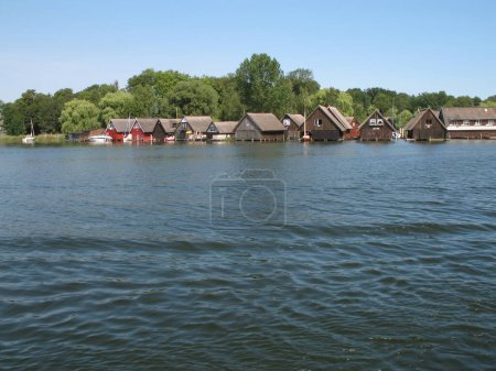 Foto de Lago Mueritz en el día soleado - Imagen libre de derechos