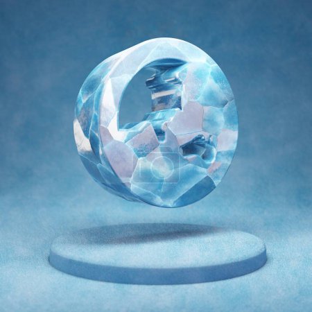 Téléchargez les photos : Globe Asia icône. Cracked Blue Ice Globe Asie symbole sur le podium de neige bleue. - en image libre de droit
