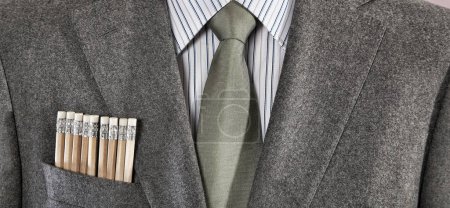 Foto de Traje de hombre de negocios con lápiz en el bolsillo - Imagen libre de derechos