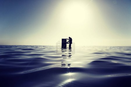 Téléchargez les photos : Homme d'affaires debout dans l'océan à la recherche à travers un classeur Cabinet - en image libre de droit