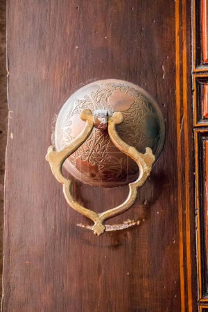 Foto de Antiguo pomo de puerta otomana hecho a mano - Imagen libre de derechos