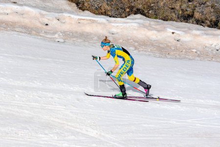 Téléchargez les photos : BORGSTRM Fanny SWE en ligne d'arrivée ISMF WC Championships Comapedrosa Andorre 2021 Vertical Race. - en image libre de droit