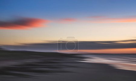 Téléchargez les photos : Paysage marin flou vue panoramique - en image libre de droit