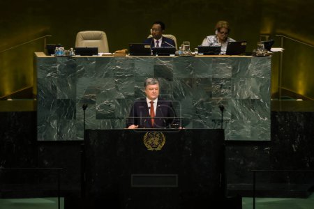 Téléchargez les photos : Président de l'Ukraine Petro Porochenko à l'Assemblée générale des Nations Unies - en image libre de droit