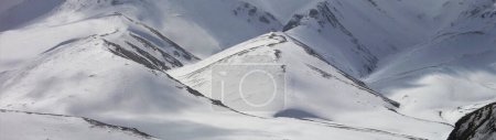 Foto de Plano escénico de hermosas montañas de Kirguistán - Imagen libre de derechos