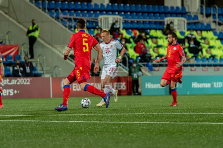 Téléchargez les photos : "L. Kleinheisler HUN en action dans le Qatar 2022 World Cup Qualifying match Andorre vs Hongrie" - en image libre de droit