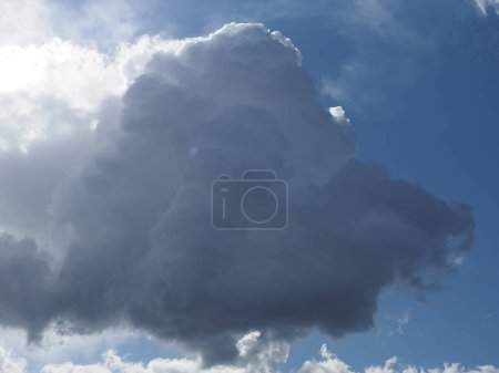 Foto de Cielo tormentoso vista de fondo - Imagen libre de derechos