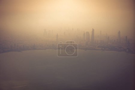 Téléchargez les photos : Panorama aérien de Koweït - en image libre de droit