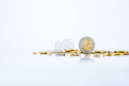 Foto de "Monedas en euros, moneda de la Unión Europea
" - Imagen libre de derechos