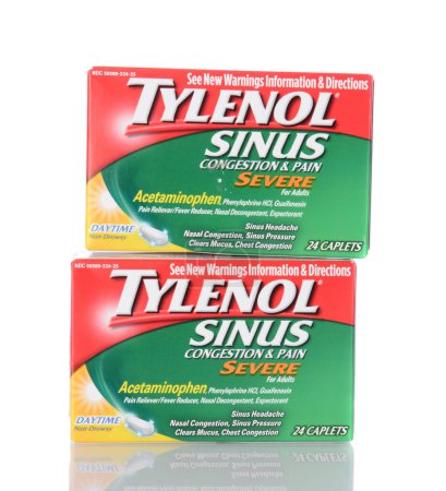Téléchargez les photos : Tylenol Sinus Vue rapprochée de la journée - en image libre de droit