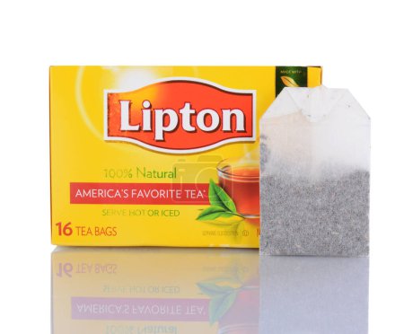 Téléchargez les photos : Lipton Tea Bags close-up view - en image libre de droit