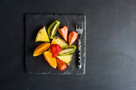 Téléchargez les photos : Gros plan sur le délicieux dessert aux fruits biologiques - en image libre de droit