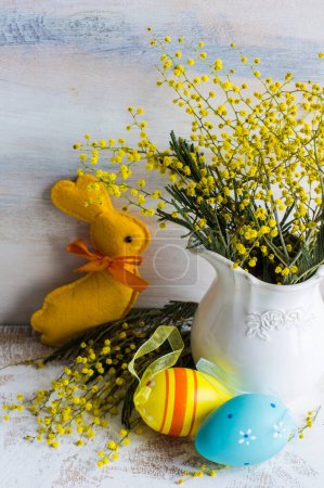 Foto de Pascua decoración de mesa festiva - Imagen libre de derechos