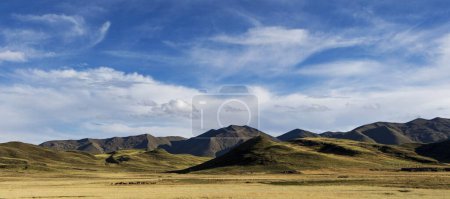 Téléchargez les photos : Paysage de belles montagnes - en image libre de droit