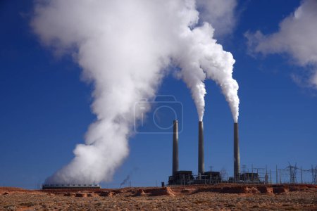 Foto de Contaminación de centrales eléctricas vista de fondo - Imagen libre de derechos
