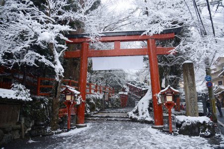 Foto de Kifune santuario vista de invierno - Imagen libre de derechos
