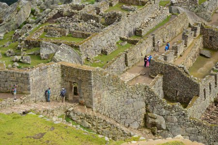 Téléchargez les photos : Pérou inca ancienne ruine vue arrière-plan - en image libre de droit