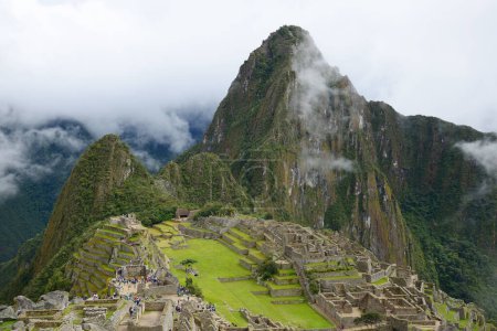 Foto de Machu Picchu vista de fondo - Imagen libre de derechos