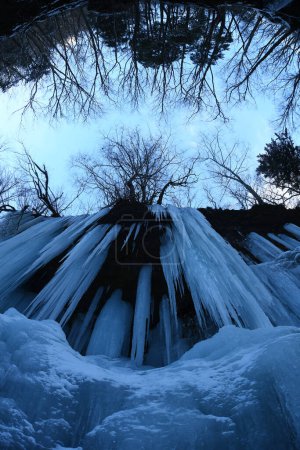 Foto de "Icicles from Frozen waterfall in Nagano Japón
" - Imagen libre de derechos