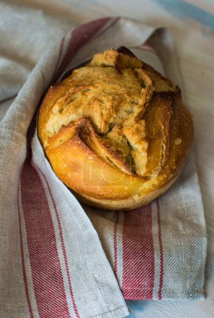 Téléchargez les photos : Vue pain frais fait maison - en image libre de droit