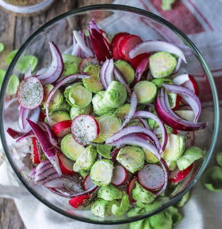 Téléchargez les photos : Plan rapproché de délicieuse salade pour fond - en image libre de droit