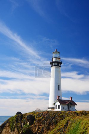 Téléchargez les photos : Paysage incroyable du phare de Pigeon Point, Californie, États-Unis. - en image libre de droit