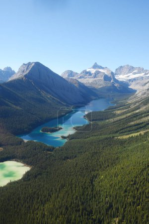 Foto de Lago en alberta wilderness - Imagen libre de derechos