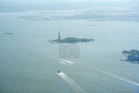 Téléchargez les photos : Statue de la liberté à New York - en image libre de droit