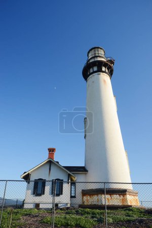 Téléchargez les photos : Vue panoramique du phare de Pigeon Point, Californie, États-Unis. - en image libre de droit
