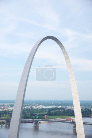 Photo for Scenic shot of beautiful gateway arch, St. Louis, Missouri, USA - Royalty Free Image