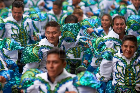 Foto de Bailarines caporales en el Carnaval de Oruro - Imagen libre de derechos
