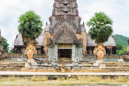 Foto de Antiguo templo khmer budista en el complejo Angkor Wat, Camboya - Imagen libre de derechos