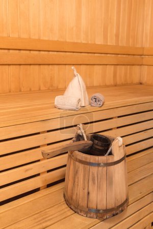 Téléchargez les photos : "sauna intérieur avec équipement" - en image libre de droit