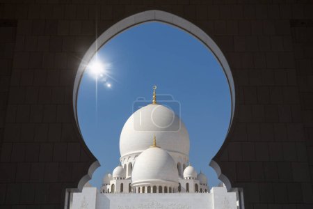 Téléchargez les photos : "Mosquée Cheikh Zayed à Abu Dhabi" - en image libre de droit