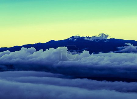 Téléchargez les photos : Vue panoramique des volcans hawaïens - en image libre de droit