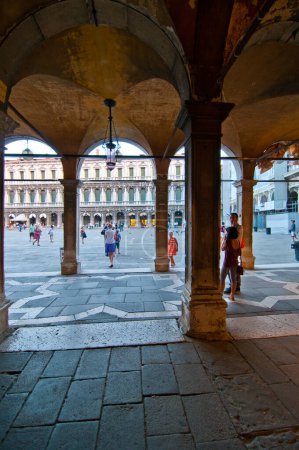 Téléchargez les photos : Venise Italie Place Saint-Marc vue - en image libre de droit