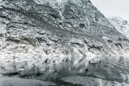 Téléchargez les photos : Vue des fjords en Norvège - en image libre de droit
