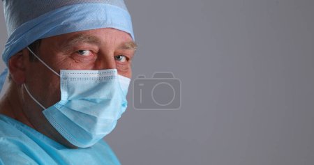 Photo for Team surgeon at work in operating - Royalty Free Image