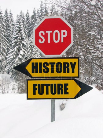 Téléchargez les photos : History and future signboard in winter background - en image libre de droit