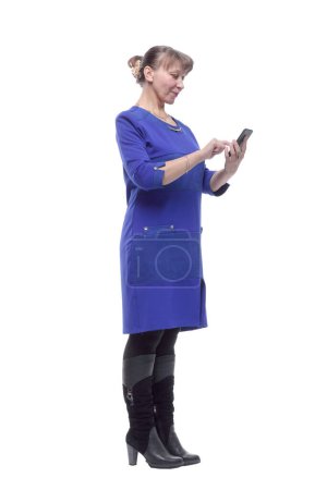 Téléchargez les photos : Vue latérale de Businesswoman Utilisation Smartphone - en image libre de droit