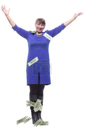 Foto de Mujer feliz y emocionada bajo una lluvia de dinero - Imagen libre de derechos
