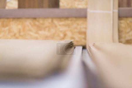 Téléchargez les photos : Échantillons de meubles en bois - en image libre de droit