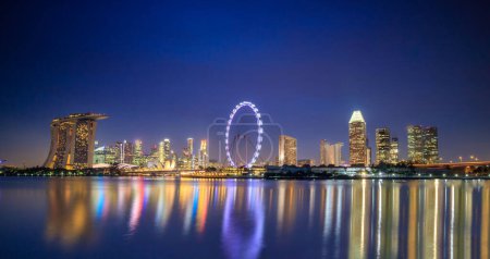 Foto de Paisaje del horizonte Singapur distrito financiero - Imagen libre de derechos